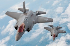 乐鱼官网优惠-赛尔·阿尔斯塔：南非队的领导力与防守天赋无可匹敌，阿尔纳塞尔