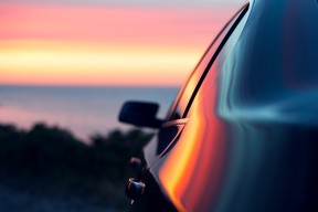 乐鱼体育官网优惠-球迷文化持续创新，打造多样化的线上线下体验场景，足球线上活动